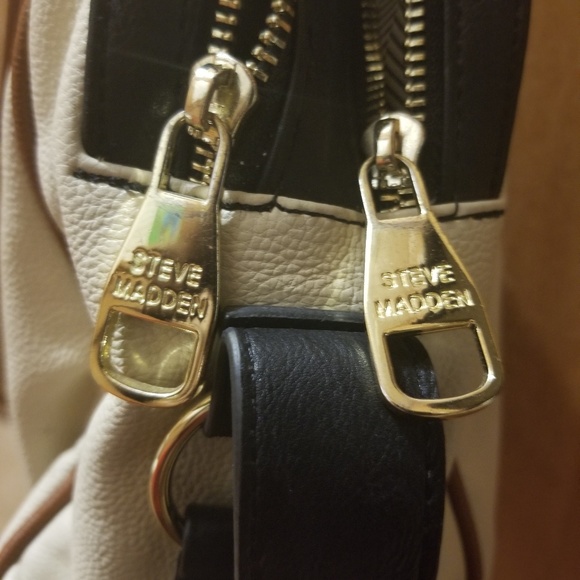 Steve Madden Purse - Picture 4 of 4